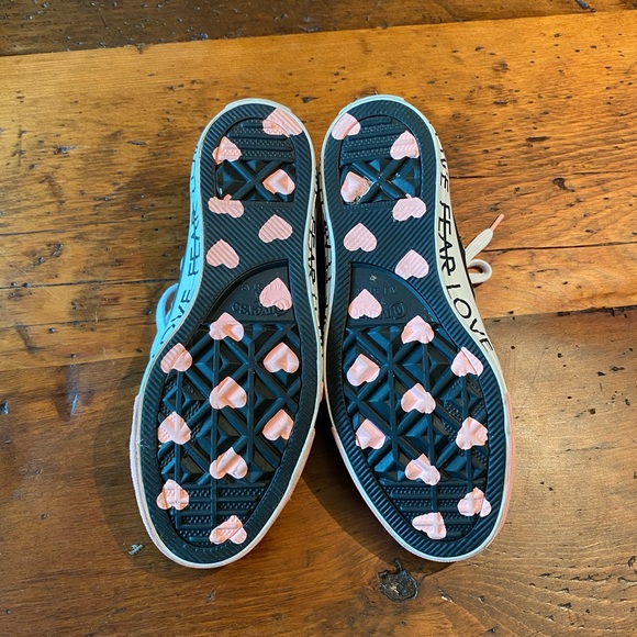 Converse - Picture 4 of 5